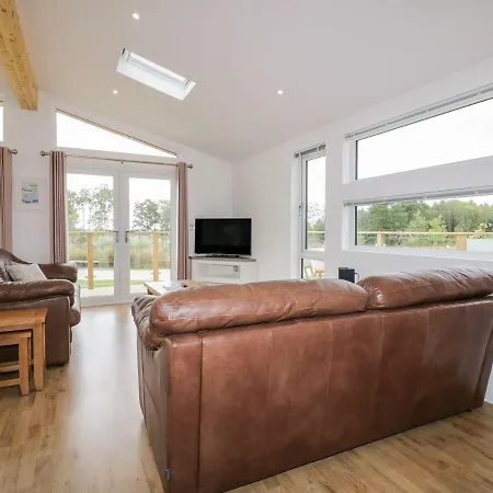 7 Meadow Retreat Holiday home