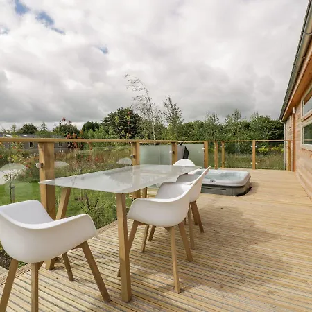 7 Meadow Retreat Holiday home